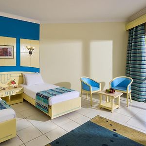 Standard Garden View Room